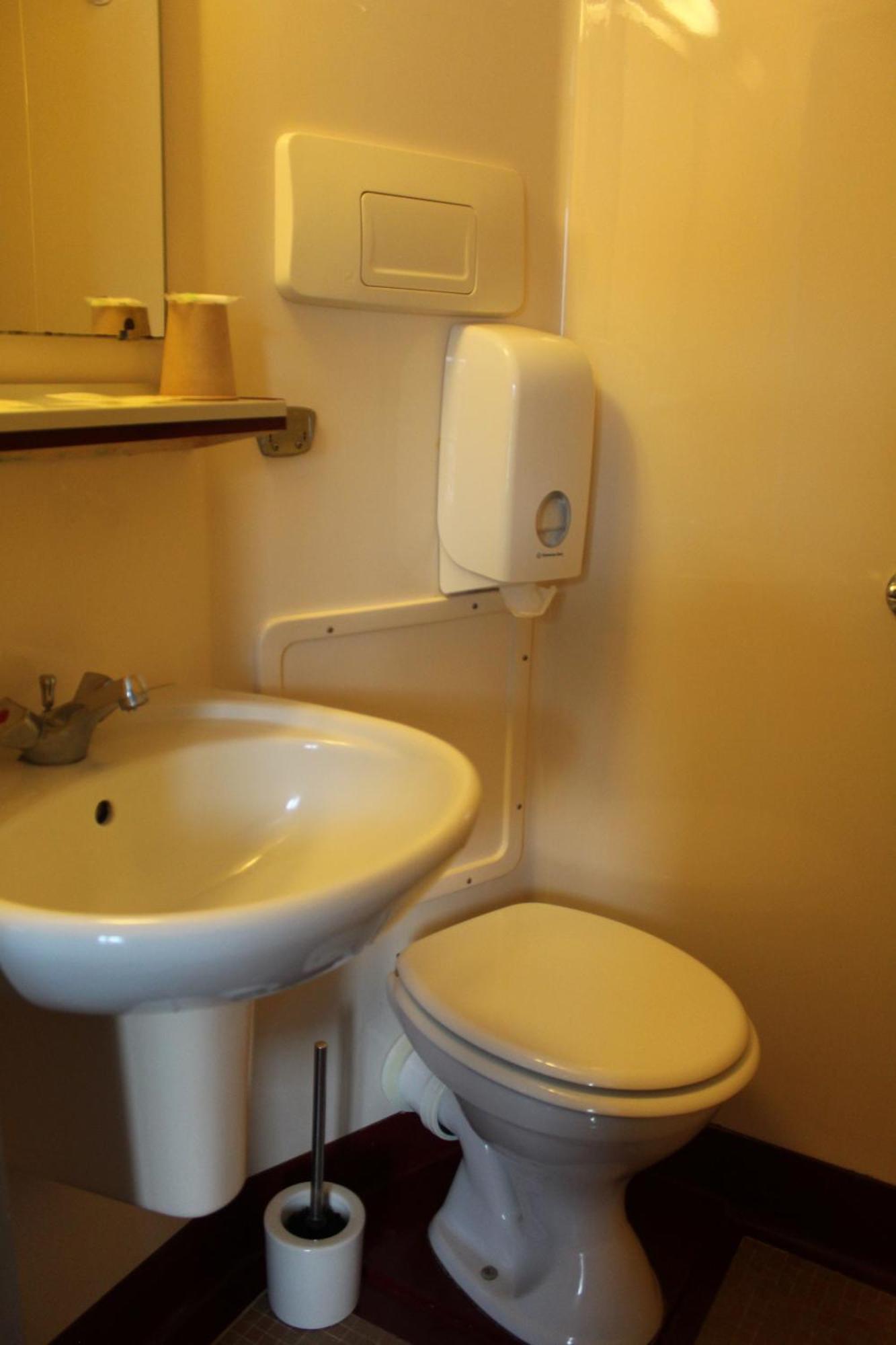Hotel Des Pins Jullouville-les-Pins Room photo