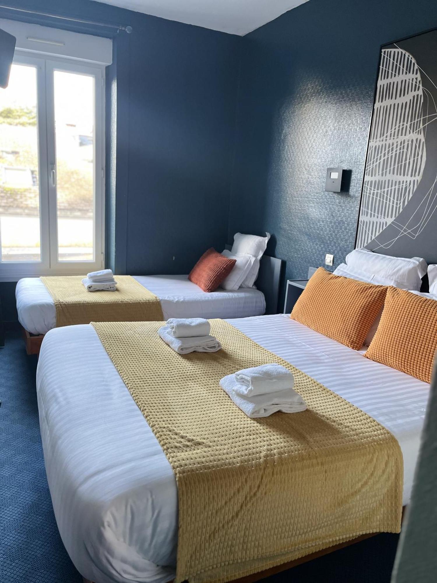 Hotel Des Pins Jullouville-les-Pins Room photo